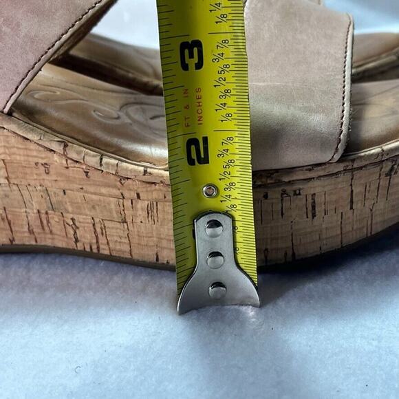 Born Sandals Women 9M Tan Leather Wedge With Ankle Strap Cushioned Comfort Lined - Picture 12 of 12